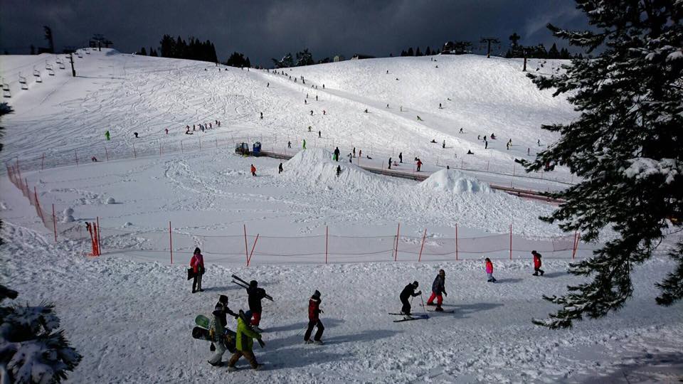 手ぶらで箱館山スキー場へ！コース・レンタル情報 スキー・スノーボード情報メディア Grab(グラブ)